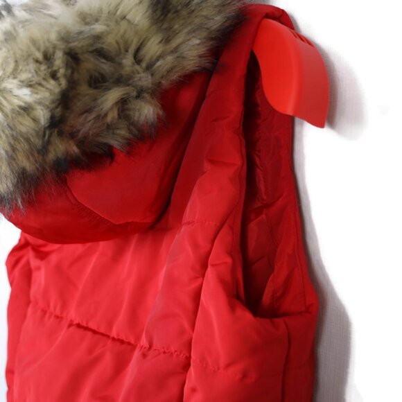 Liz Claiborne Red Quilted Puffer Vest Size L Large Fur Trim Hood Zipper - Picture 9 of 12